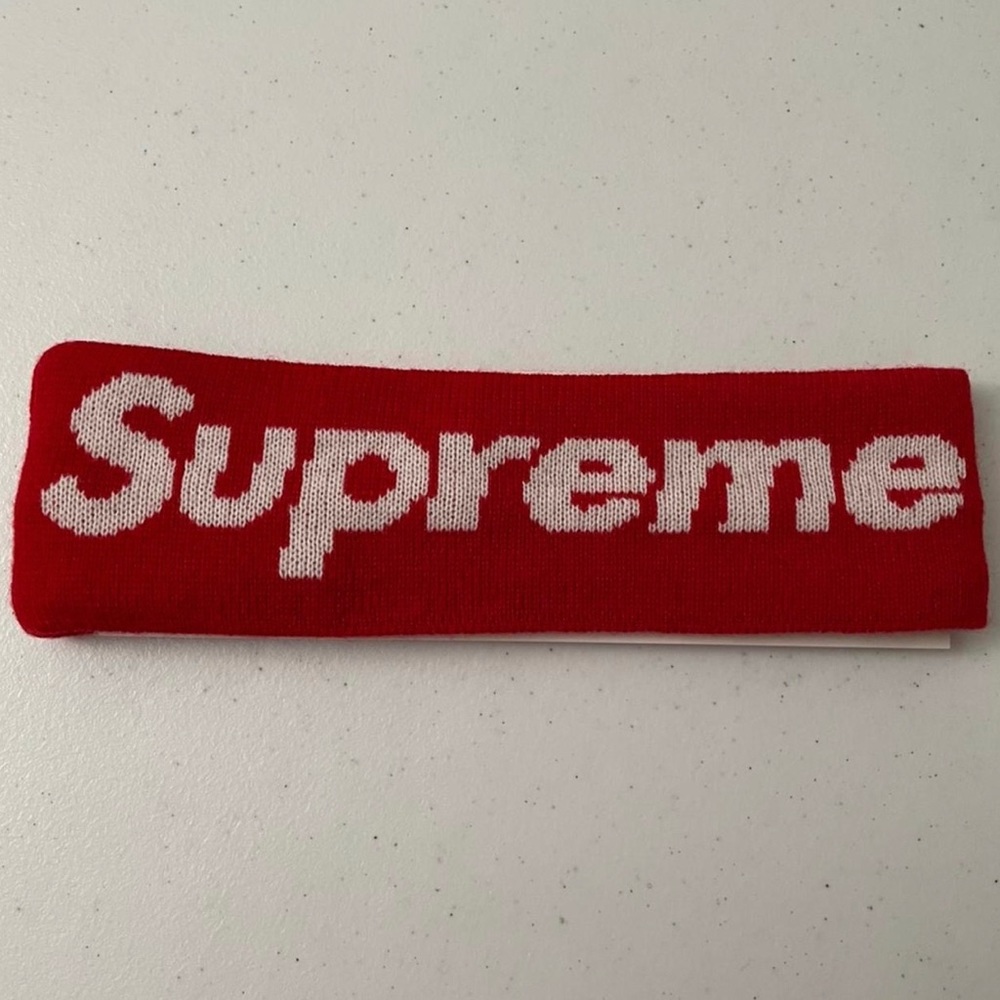 Supreme New Era FW18 box logo headband